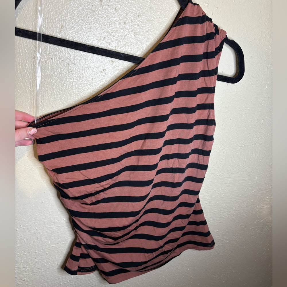 A New Day One Shoulder Brown and Black Ruched Tank Top - Picture 2 of 4